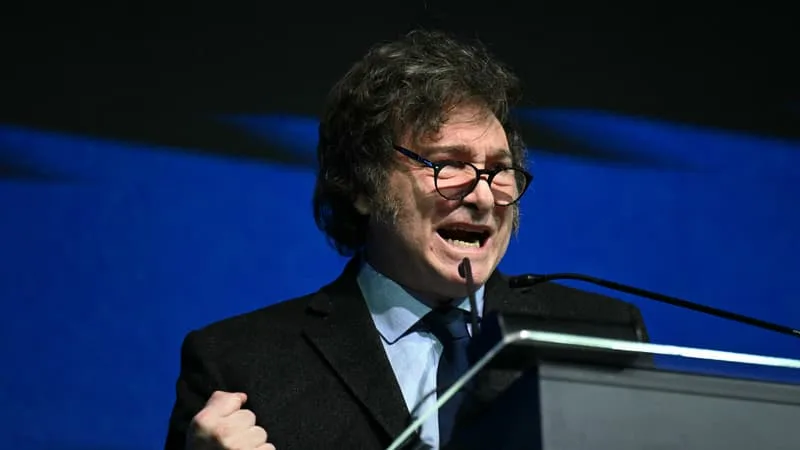 « IL REÇOIT ÉNORMÉMENT D’INVITATIONS À DES ÉVÉNEMENTS EN FRANCE »: LE TRÈS LIBÉRAL PRÉSIDENT ARGENTIN JAVIER MILEI DÉCLINE L’INVITATION DU MEDEF À SON UNIVERSITÉ D’ÉTÉ
