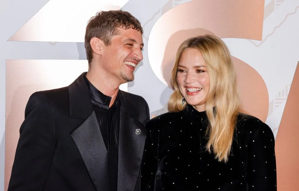 NIELS SCHNEIDER PARTAGE SA « JOIE DE TRAVAILLER DE NOUVEAU AVEC VIRGINIE » EFIRA