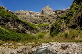 C’EST QUOI LA LAVE TORRENTIELLE, CE PHÉNOMÈNE GÉOLOGIQUE QUI A TUÉ DEUX PERSONNES EN QUELQUES JOURS ?