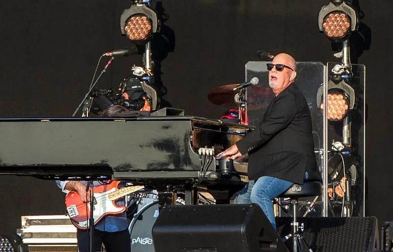 BILLY JOEL RÉVÈLE POURQUOI IL S’ABSTIENT DE SORTIR DE NOUVEAUX ALBUMS DEPUIS PLUS DE TRENTE ANS