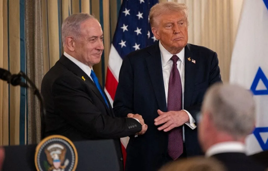 GUERRE EN IRAN : « AU MOINS VISUELLEMENT, AMÉRICAINS ET ISRAÉLIENS SONT SUR LA MÊME LIGNE »