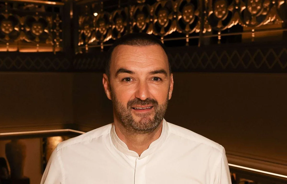 « RENDEZ-VOUS CHEZ CYRIL LIGNAC » : ON CONNAÎT LES PREMIERS INVITÉS DU NOUVEAU « TALK-SHOW CULINAIRE » DE M6