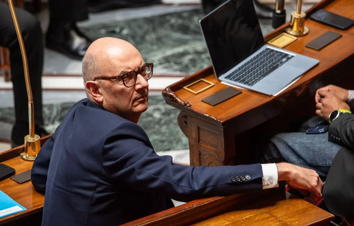 BUDGET 2027 : LA PISTE D’UN GEL PARTIEL DES RETRAITES REVIENT DANS LE DÉBAT