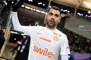 LIGUE 2. « BIEN PLUS QU’UN CLUB POUR MOI » : EN FIN DE CONTRAT, TÉJI SAVANIER CONFIRME SON DÉPART DE MONTPELLIER