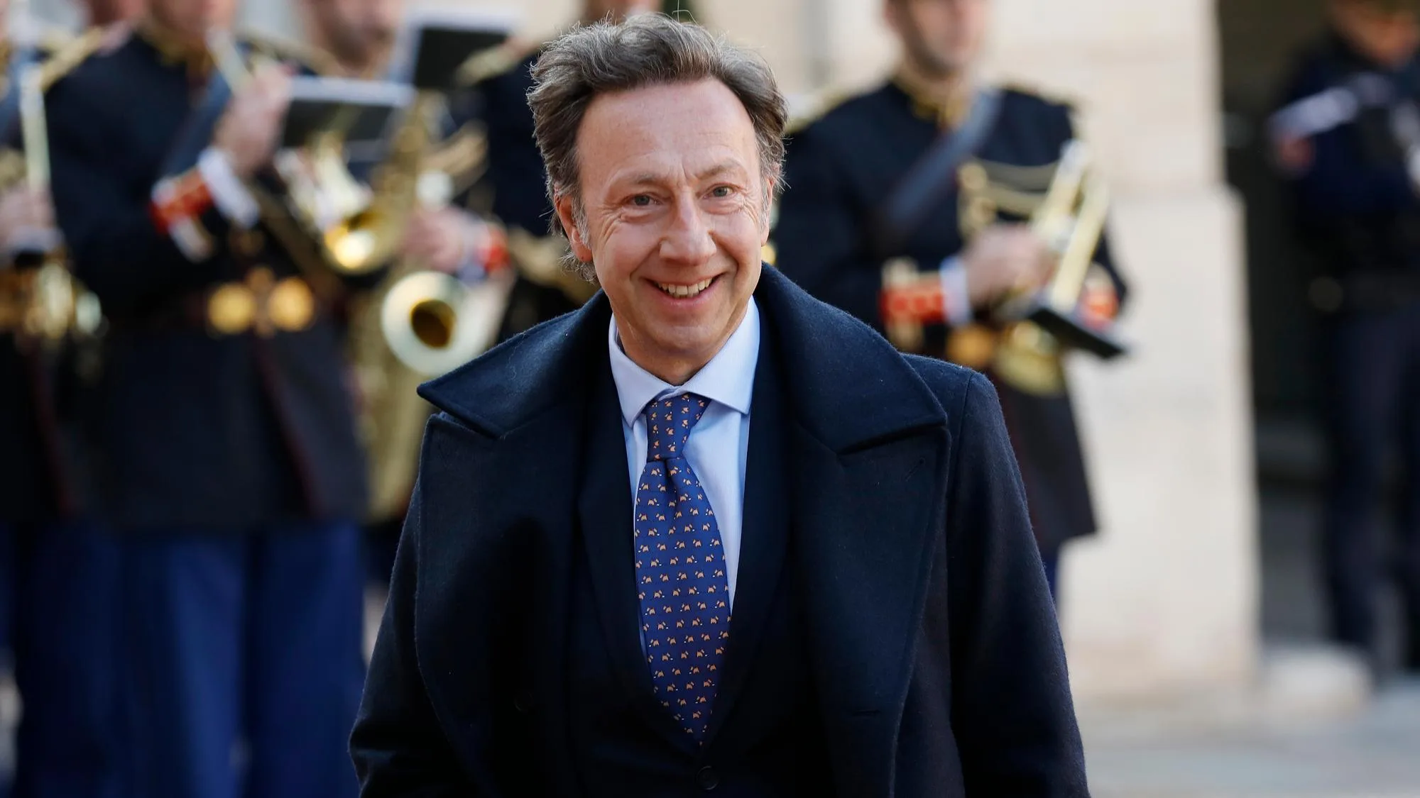STÉPHANE BERN MET FIN AUX INQUIÉTUDES DES MORDUS D’HISTOIRE AVEC CETTE RÉPONSE