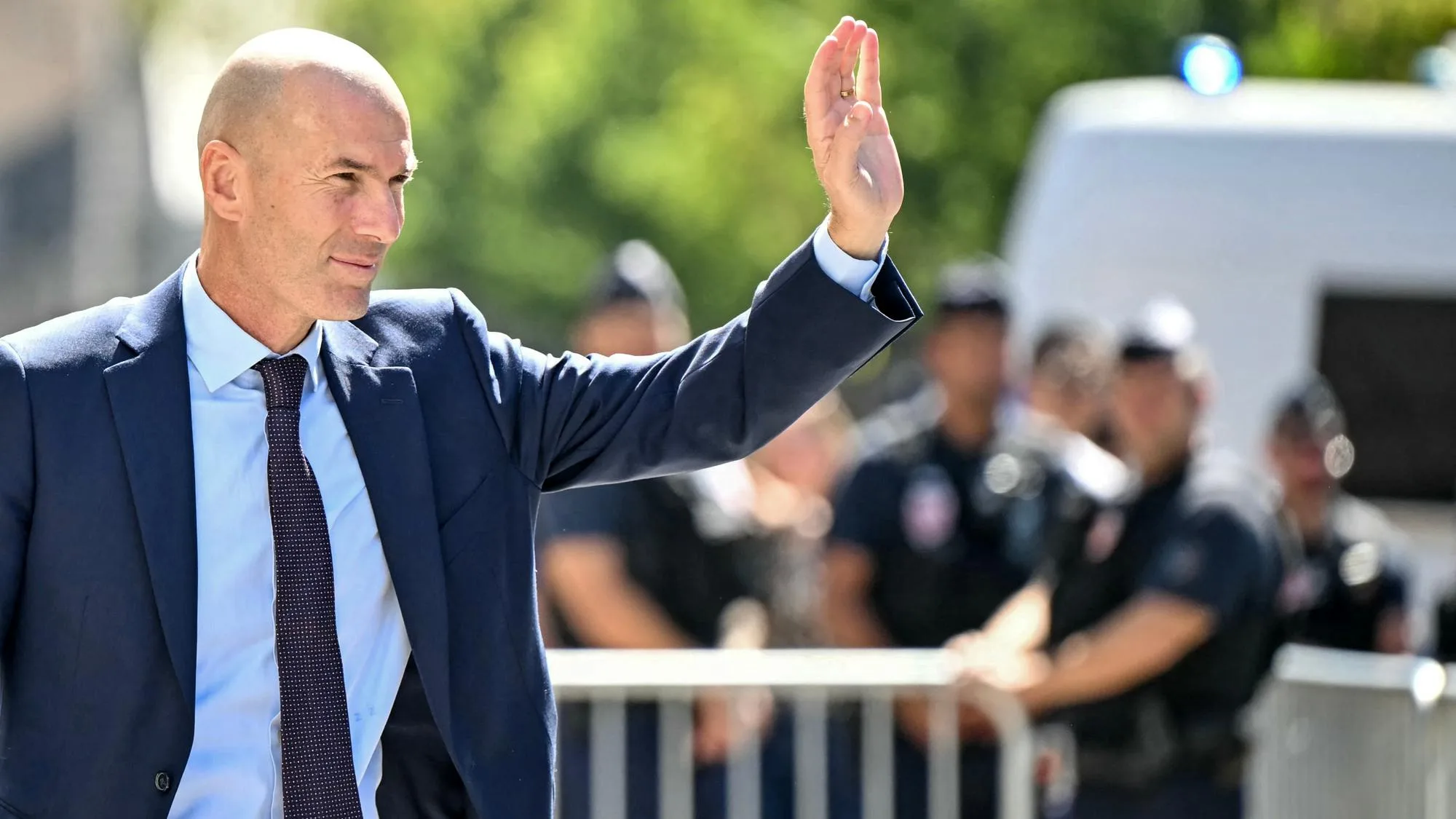 FABIEN BARTHEZ REJOINT ZINÉDINE ZIDANE DANS LE STAFF DE L’ÉQUIPE DE FRANCE