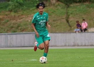 FOOTBALL. NATIONAL 1 : ILYES LIM S’ACCLIMATE À SON NOUVEL ENVIRONNEMENT À LOCMINÉ