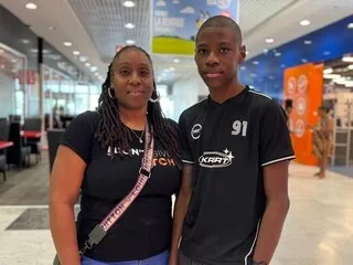 « DEUX PROTÈGE-CAHIERS, UN PORTE-VUES, DES FEUTRES, 30 € »: À LA RENTRÉE, LES PRIX PÈSENT SUR LES FAMILLES EN GUADELOUPE