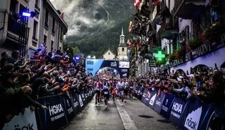 « UN GRAND ÉVÉNEMENT NE VIENT PAS SANS IMPACT NI NUISANCE » : FACE AUX CRITIQUES, L’UTMB EN DISCUSSION AVEC CHAMONIX