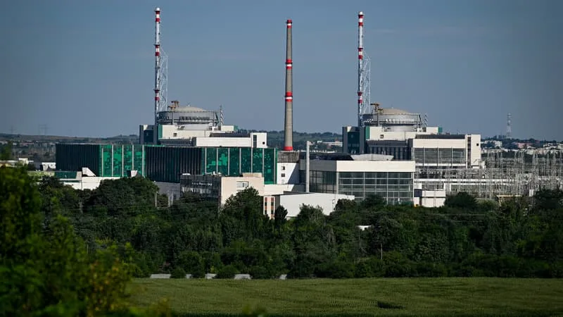 LE NIVEAU DU DANUBE A CONNU UNE BAISSE « SANS PRÉCÉDENT »: LA BULGARIE VA RÉDUIRE LA PRODUCTION ÉLECTRIQUE DE LA CENTRALE NUCLÉAIRE DE KOZLODUY QUI FOURNIT PLUS DU TIERS DE SON ÉLECTRICITÉ