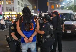 FINALES NBA. UNE CINQUANTAINE D’INTERPELLATIONS À NEW YORK EN MARGE DU QUATRIÈME MATCH ENTRE LES KNICKS ET LES SPURS