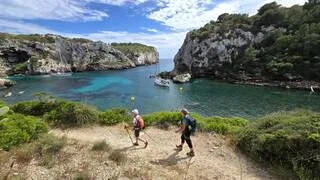 SUR LES SENTIERS DE MINORQUE, ÎLE AUTHENTIQUE DES BALÉARES