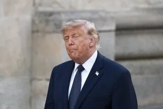 GUERRE AU MOYEN-ORIENT : TRUMP LAISSE « DE LA PLACE » AUX DISCUSSIONS AVEC L’IRAN, LE CRU RECULE… LE POINT SUR LA NUIT