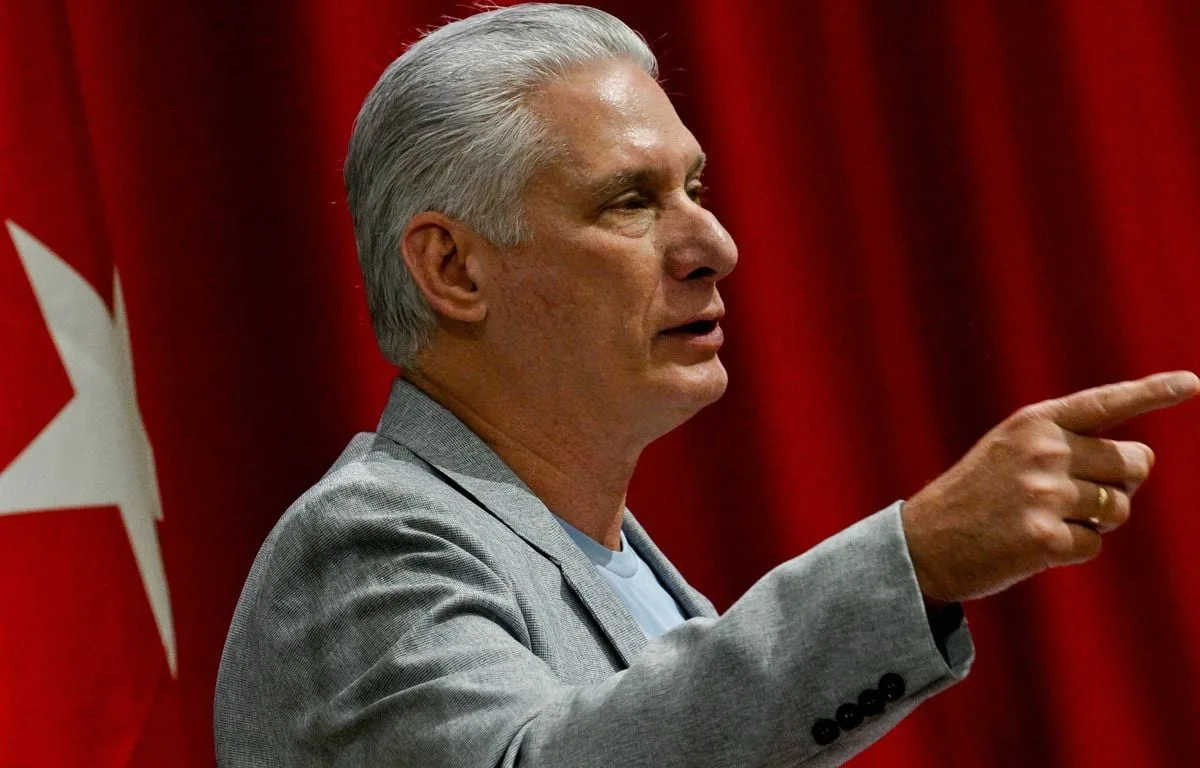 CUBA : LE PRÉSIDENT ACCUSE LES ETATS-UNIS DE VOULOIR « S’APPROPRIER » L’ÎLE AVEC SA « POLITIQUE GÉNOCIDAIRE »