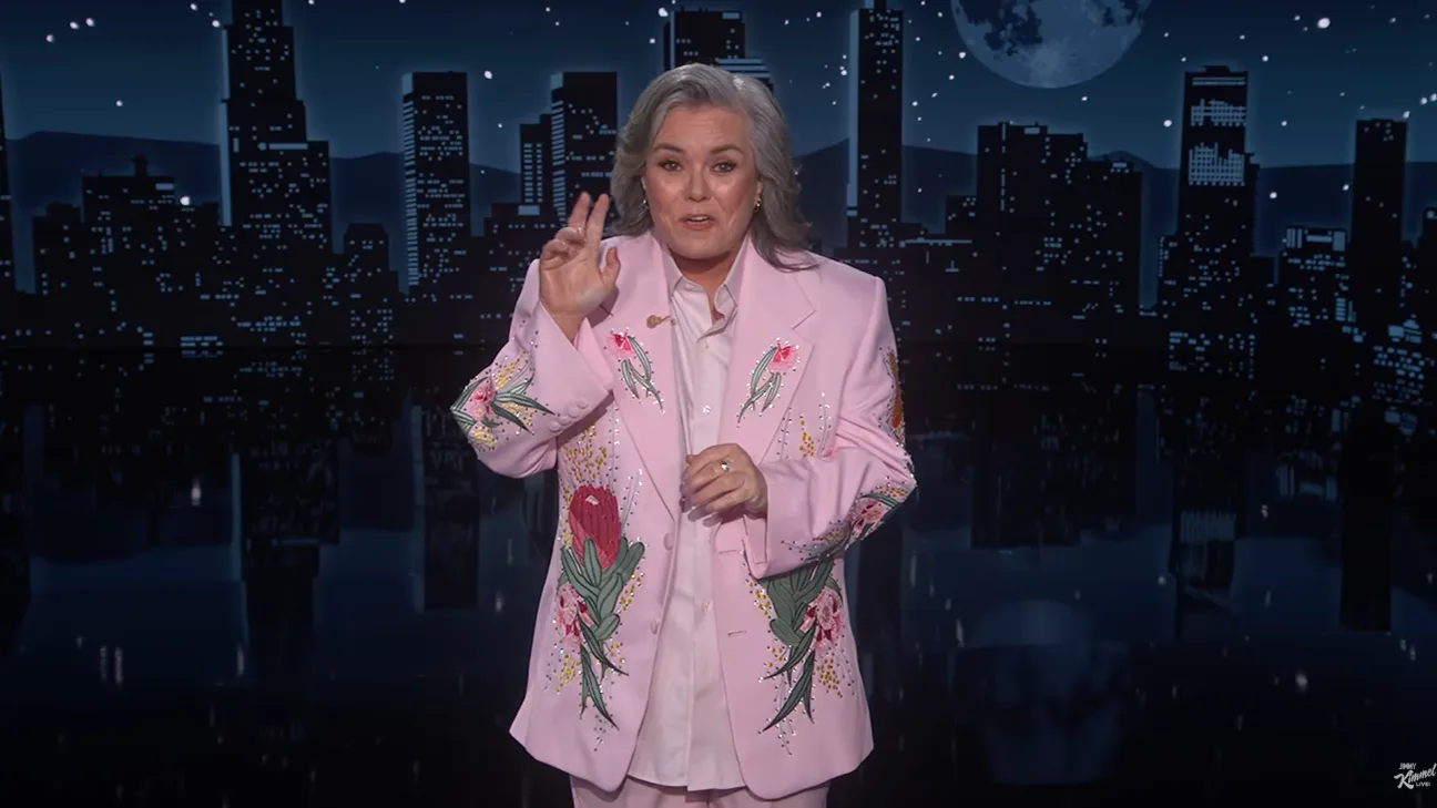 ROSIE O’DONNELL REMPLACE JIMMY KIMMEL, ET ELLE S’EST BIEN PAYÉ TRUMP POUR SON RETOUR AU TALK-SHOW