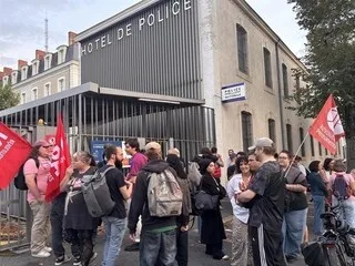 « DES ÉLÈVES ONT ÉTÉ GAZÉS » : APRÈS LES HEURTS DEVANT DES LYCÉES DU MANS, DEUX VERSIONS DES ÉVÉNEMENTS S’OPPOSENT
