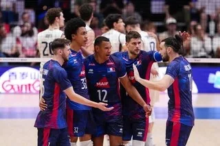 VOLLEY – LIGUE DES NATIONS : L’ÉQUIPE DE FRANCE ENCORE EN COURSE POUR LE FINAL 8 APRÈS SA VICTOIRE CONTRE LA CHINE