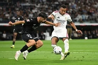 VIDÉO. KYLIAN MBAPPÉ MARQUE SES PREMIERS BUTS DE LA SAISON AVEC LE REAL MADRID