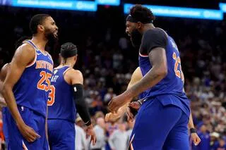 FINALES NBA. LES KNICKS DE NEW YORK REMPORTENT LE TITRE POUR LA 1RE FOIS DEPUIS 1973 EN BATTANT LES SPURS DE WEMBANYAMA