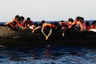 SEPT PERSONNES DÉCÉDÉES ET 50 MIGRANTS SECOURUS EN MÉDITERRANÉE AU LARGE DE LA LIBYE
