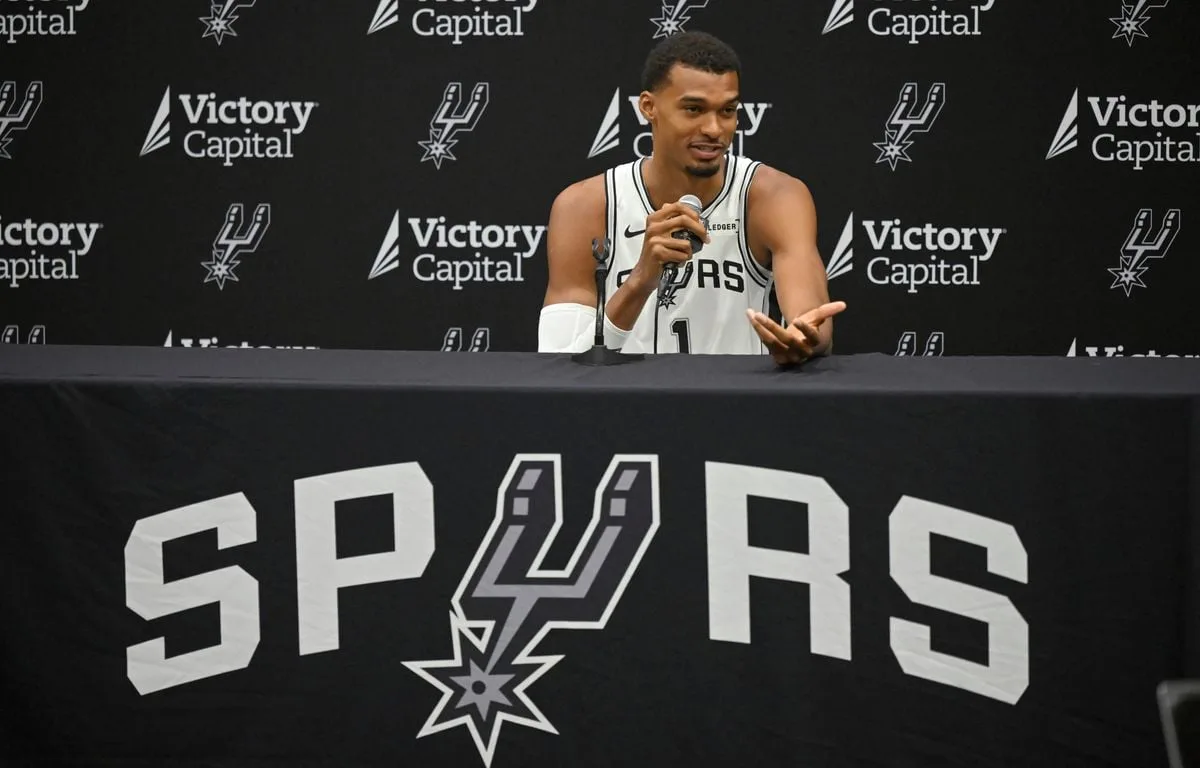 WEMBANYAMA « TRÈS TRISTE » DE VOIR DES JOUEURS PROMOUVOIR LES PARIS SPORTIFS