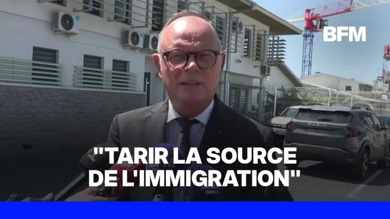 MAYOTTE: ÉDOUARD PHILIPPE APPELLE À UNE « REPRISE EN MAIN » DE L’IMMIGRATION SUR L’ARCHIPEL