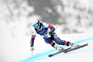 SKI. TOUJOURS CONVALESCENTE, LINDSEY VONN S’ENGAGE MALGRÉ TOUT POUR LA SAISON 2026-2027