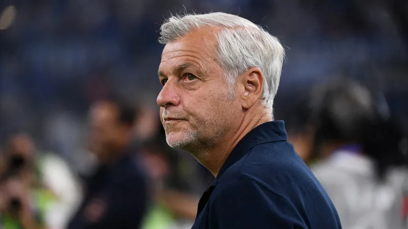 OM-PSG: TOUCHÉ MAIS PAS COULÉ, GENESIO ASSUME ET GARDE LE CAP AVANT LE CLASSIQUE