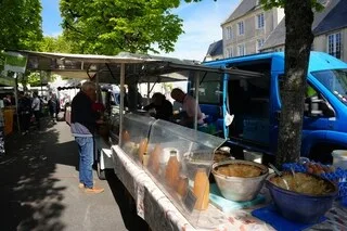 BAYEUX, CAEN, HONFLEUR… DIX-SEPT MARCHÉS DU CALVADOS OUVERTS CET ÉTÉ