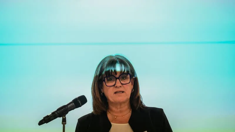 VÉRONIQUE SARSELLI DEMANDE LA MISE EN RETRAIT DE JEAN-MICHEL AULAS APRÈS LA PLAINTE POUR VIOL CONTRE UN EX-CADRE DE SA CAMPAGNE MUNICIPALE