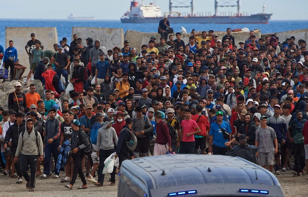CRISE MIGRATOIRE À CEUTA : LE PREMIER MINISTRE ESPAGNOL ASSURE QUE LE MAROC N’EST PAS RESPONSABLE, L’ENQUÊTE SE POURSUIT