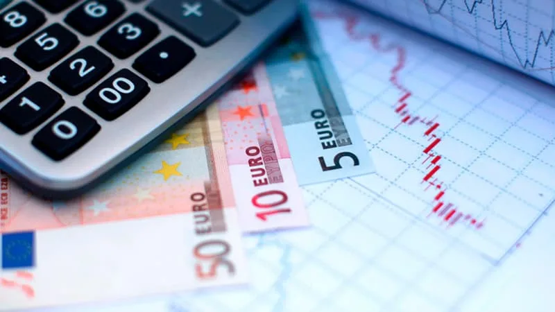 « CE SONT SURTOUT LES TPE ET PME QUI EN SUPPORTENT LE COÛT »: LES RETARDS DE PAIEMENT DES ENTREPRISES ATTEIGNENT UN NIVEAU RECORD DEPUIS 12 ANS