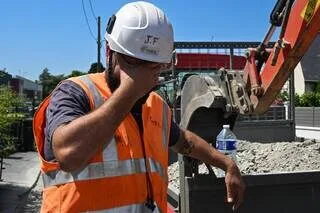 CANICULE. MON EMPLOYEUR EST-IL OBLIGÉ DE METTRE À DISPOSITION DES BOUTEILLES D’EAU FRAÎCHE ?