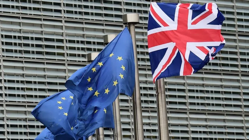 « C’EST PLUS FACILE DEPUIS QUE LES BRITANNIQUES SONT PARTIS »: 10 ANS APRÈS LE BREXIT, LES PAYS DE L’UE ACCEPTERAIENT-ILS DE RÉINTÉGRER LE ROYAUME-UNI OÙ LES PARTISANS DU « BRETURN » SONT DE PLUS EN PLUS NOMBREUX?
