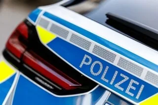 INTRUSION, POUBELLES RENVERSÉES, ALTERCATIONS… UN GROUPE DE FRANÇAIS ENTRAÎNE L’ÉVACUATION D’UNE PISCINE EN ALLEMAGNE