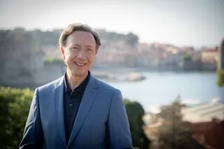 L’ÉMISSION « SECRETS D’HISTOIRE » MENACÉE PAR LES ÉCONOMIES À FRANCE TÉLÉ ? STÉPHANE BERN MET FIN AUX RUMEURS