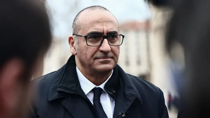 INTERDICTION DES FAN ZONES EN CAS DE DÉBORDEMENT: LE RAPPEL DU MINISTRE DE L’INTÉRIEUR AVANT LA COUPE DU MONDE 2026