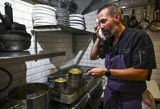 CANICULE. « JE BOIS SIX LITRES D’EAU PAR JOUR » : 57° RELEVÉS DANS LA CUISINE DE CE RESTAURANT