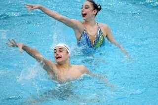 QUI EST MILAN VIOLON, LE JEUNE HOMME QUI S’EST FAIT UNE PLACE EN ÉQUIPE DE FRANCE DE NATATION ARTISTIQUE ?