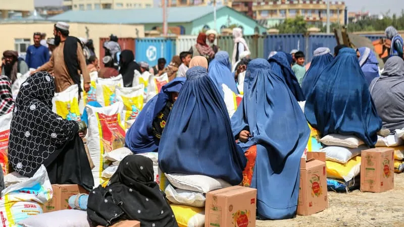 « ON ARRIVE AU BOUT DE CE QUE L’ON PEUT FAIRE EN MATIÈRE DE RÉPRESSION »: CINQ ANS APRÈS LE RETOUR DES TALIBANS AU POUVOIR, LES DROITS HUMAINS EN RECUL EN AFGHANISTAN