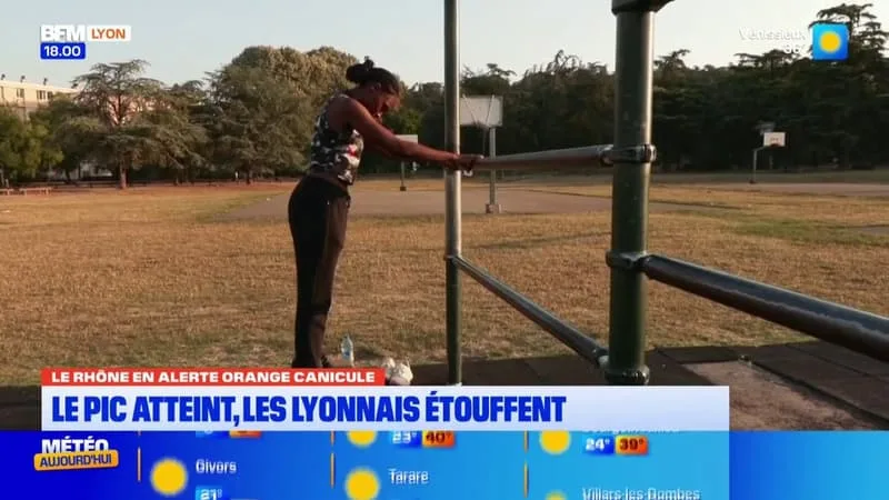 LE PIC DE CHALEUR ATTEINT : LES LYONNAIS ÉTOUFFENT