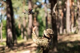 UN PDG ALLEMAND MENACÉ DE MORT PAR LA RUSSIE POUR AVOIR VENDU DES DRONES À L’UKRAINE