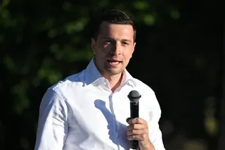 RN : JORDAN BARDELLA « SEREIN » ET « PRÊT À ASSUMER LES CONSÉQUENCES » DU JUGEMENT DE MARINE LE PEN