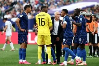 FRANCE – SUÈDE. « ON Y EST, MAINTENANT, IL FAUT LE FAIRE » : UN MONDE NOUVEAU S’OUVRE AUX BLEUS DANS LE NOUVEAU MONDE