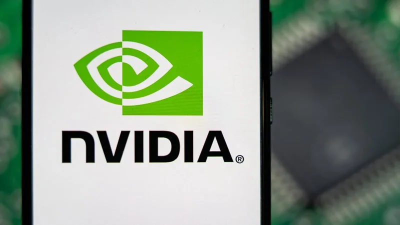 C’EST LA PRINCIPALE PLATEFORME DE DÉVELOPPEMENT DE MODÈLES IA « OUVERTS » : HUGGING FACE VA ÊTRE RACHETÉE PAR LE GÉANT DES PUCES, NVIDIA, POUR 12,9 MILLIARDS DE DOLLARS