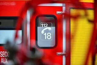 UN OUVRIER EN URGENCE ABSOLUE APRÈS AVOIR ÉTÉ PERCUTÉ PAR UNE VOITURE DANS LE MORBIHAN