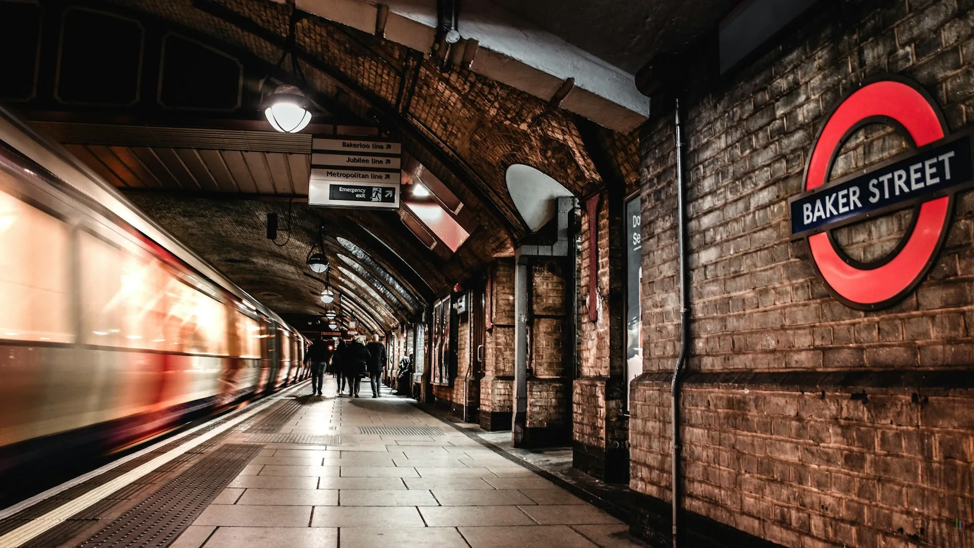 CYBERATTAQUE CONTRE LES TRANSPORTS LONDONIENS : PRISON FERME POUR DEUX JEUNES HACKERS