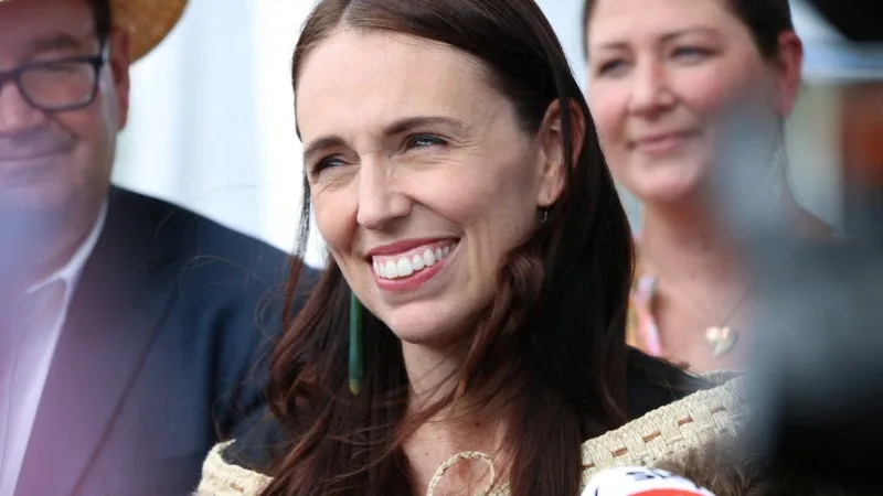L’ANCIENNE PREMIÈRE MINISTRE NÉO-ZÉLANDAISE JACINDA ARDERN RECRUTÉE PAR L’UNIVERSITÉ DE SYDNEY POUR ENSEIGNER LE « LEADERSHIP EMPATHIQUE »