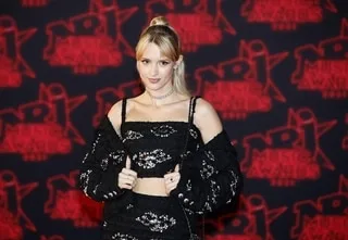 ANGÈLE ANNONCE UNE NOUVELLE TOURNÉE EN 2027 AVEC TROIS DATES À PARIS : VOICI QUAND OUVRIRA LA BILLETTERIE