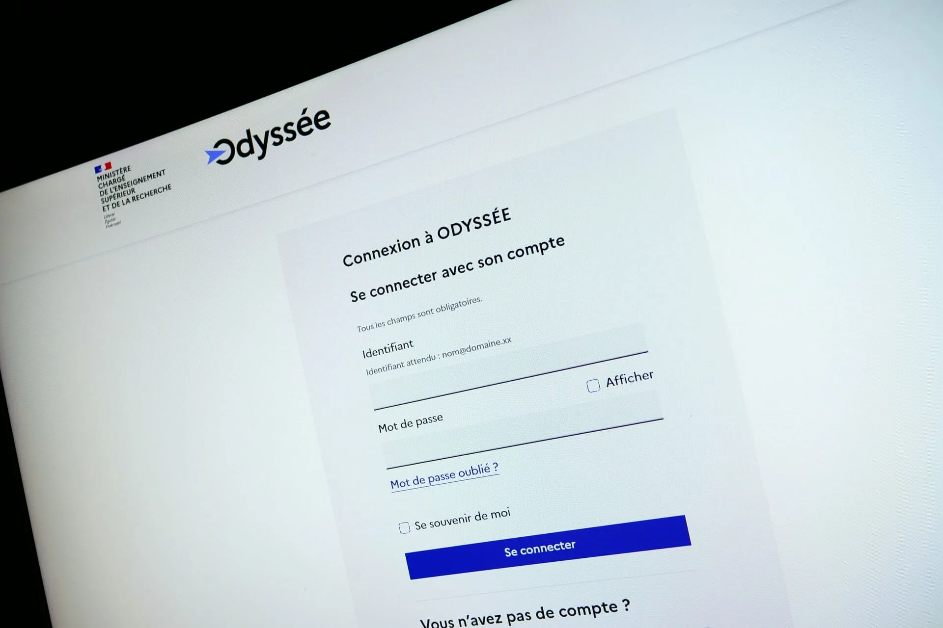 UN BUG SUR LA PLATEFORME DE RECRUTEMENT UNIVERSITAIRE A COÛTÉ UN POSTE DE PROFESSEUR À UNE CHERCHEUSE